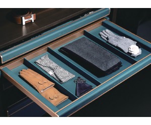 MULTIFUNCTIONAL STORAGE BOX